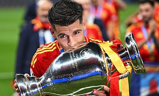 Der Gewinn der Fußball-EM trug nach Angaben von Álvaro Morata zur Besserung seiner gesundheitlichen Situation bei. - Robert Michael/dpa