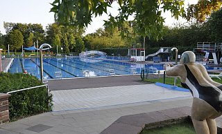Wegen eines Chlorgasalarms musste das Freibad in Wiedenbrück am Dienstag geräumt werden. - Rainer Stephan
