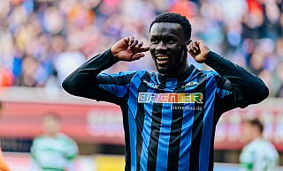 Sirlord Conteh, der hier über seinen Treffer beim 3:2-Heimsieg gegen Fürth jubelt, freut sich auf das Gastspiel in seiner Heimatstadt Hamburg und hofft, dass er am Freitagabend wieder Grund zur Freude hat. - Besim Mazhiqi