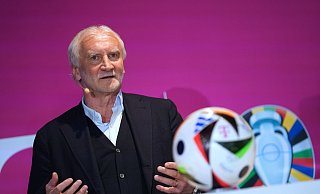 Rudi Völler, Sportdirektor beim DFB, will sich vor der Europameisterschaft «mit den Besten messen». - Marcus Brandt/dpa