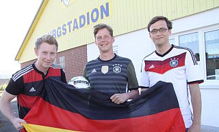 Freuen sich auf möglichst viele Gäste: Zweiter Vorsitzender Dennis Pape (v. l.), Vorsitzender Martin Heising und zweiter Vorsitzender Sebastian Hoppe. - Privat