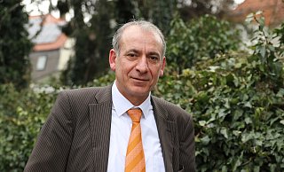 Verani Kartum fordert in einem Offenen Brief die Aufnahme von Flüchtlingen. - Marc Schröder
