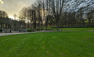 Viel freie Fläche bietet der Westfriedhof Höxter, der in der Ortschaft Lütmarsen angelegt wurde. Jetzt soll der „Entlastungsfriedhof“ geschlossen werden. - Moritz Räker