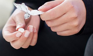 Ein Bielefelder Gesundheitsökonom spricht sich für eine Verdopplung der Arzneizuzahlungen aus. - dpa-tmn