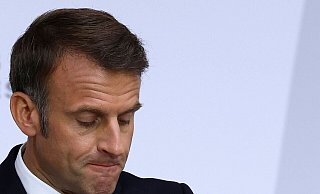 Macron findet, der Regierungsauftrag der Wählerinnen und Wähler ging nicht nur an das linke Lager. (Archivbild) - Stephanie Lecocq/Reuters Pool/AP