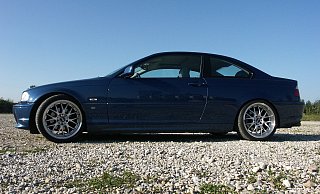 Die Kriminellen entwendeten einen ähnlichen BMW 3er Coupé. - Symbolbild: Pixabay