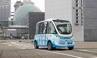 Selbstfahrende Shuttles könnten zusätzliche Angebote für regionalen Nahverkehr sein - auch wenn sie nur ein Baustein wären. - picture alliance / imageBROKER