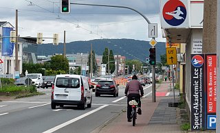 Die Mindener Straße soll - ebenso wie die Kanalstraße - mit dem Umbau nicht nur ihren autobahnähnlichen Charakter verlieren, sondern auch Platz für den ersten Abschnitt des ersten Radschnellweges in OWL bieten. - Thorsten Gödecker