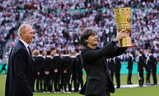 Joachim Löw war Trainer des VfB Stuttgart, als das Team 1997 zuletzt den DFB-Pokal gewann. - Alex Grimm/Getty Images Europe/Pool/dpa