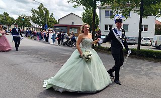 Das Ossendorfer Königspaar Ansgar und Sabine Engemann feiert ein ganz besonderes Schützenfest. - Nicole Kuper