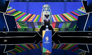 Die Gruppen für die Qualifikation zur EM 2024 stehen fest. - Arne Dedert/dpa