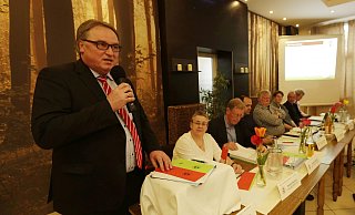 Vorstand: Reinhard Mainka zog beim Kreistag eine positive Bilanz und weiß auch in den nächsten drei Jahren ein starkes Team an seiner Seite. - Henrik Martinschledde