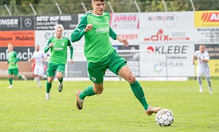 Volldampf voraus: Maximilian Hippe erzielte im Hinspiel gegen den SC Wiedenbrück das späte 3:2-Siegtor für den SV Rödinghausen. - Joel Beinke