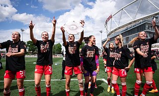 Auf Party folgt Auftakt: Bayern-Frauen eröffnen Bundesliga-Saison. - Marius Becker/dpa