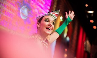 Beim Karneval soll es jedem gut gehen - das ist der Wunsch von Carolin Kebekus. - Rolf Vennenbernd/dpa