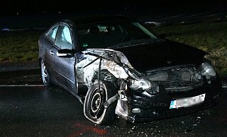 An den Autos entstand jeweils Totalschaden, der auf etwa 25.000 Euro geschätzt wird. - Andreas Eickhoff