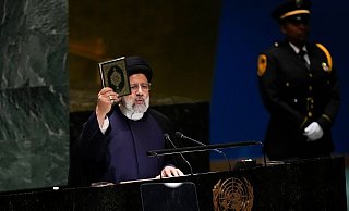 Ebrahim Raisi hat den Absturz des Präsidenten-Hubschraubers im Iran nicht überlebt. - Seth Wenig/AP