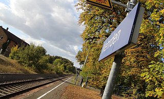 Der Bahnhaltepunkt in Wehrden soll mittels Fördergeld saniert werden. - Torsten Wegener