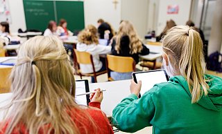 Am Mittwoch enden für 2,5 Millionen Schülerinnen und Schüler in NRW die Sommerferien. - picture alliance