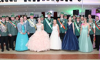 Mit benachbarten Vereinen feiert der Schützenverein Gesseln seinen Winterball. - Sigrid Mertensmeyer