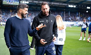 Schalke-Coach Miron Muslic (l.) und DSC-Trainer Mitch Kniat versicherten sich mehrfach ihre gegenseitige Hochachtung. - KROEGER/RHR-FOTO