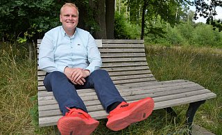 Im Bürgerwald in Häver tankt Ludger Hildebrand Kraft. Am 14. September tritt er für die SPD als Bürgermeisterkandidat in Kirchlengern an. - Sven Hauhart