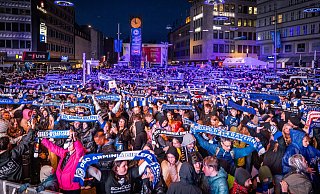 Ob Public Viewing auf dem Jahnplatz, daheim vor dem Fernseher oder live im Stadion: Der Standort der Teilnehmer war für die Studie egal. Hauptsache: Fan von Arminia Bielefeld. - Sarah Jonek
