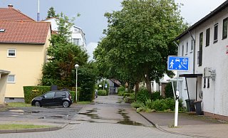 Der Tatort: Der Baltenweg verbindet den Espelkamper Stadtkern um die Breslauer Straße mit dem Siedlungsquartier an der Ostlandstraße. - Joern Spreen-Ledebur