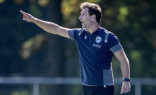 Arminias U19-Trainer Marcel Drobe musste ein klein wenig mehr coachen als ihm lieb war. Aber es reichte. - Thomas F. Starke Arminias U19-Trainer Marcel Drobe musste ein klein wenig mehr coachen als ihm lieb war. Aber es reichte. - Thomas F. Starke