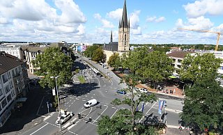 Der Bereich rund um die Herz-Jesu-Kirche und das Westerntor ist seit langem ein Problem für viele Paderborner. - Lena Henning (Archivfoto)