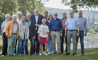 Nach SPD und Grünen unterstützt nun auch die UWG den amtierenden Bürgrmeister Daniel Hartmann (Mitte). - UWG