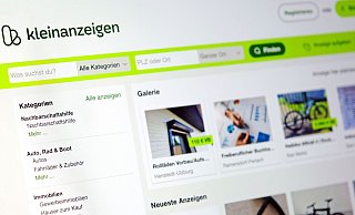 Das Internetportal "Kleinanzeigen" bietet gegen Gebühr eine sichere Bezahlmethode. Doch auch Betrüger kennen das Angebot und haben sich darauf eingestellt. - Kleinanzeigen
