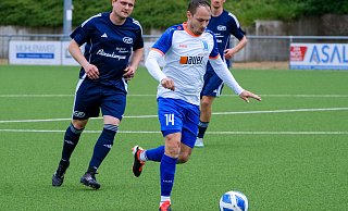Der 6:2-Erfolg des TuS ist K.o. für den VfL im Abstiegskampf. Im Bielefelder Stadtduell besiegt der SV Gadderbaum den FC Altenhagen mit dem gleichen Ergebnis. - Andreas Zobe