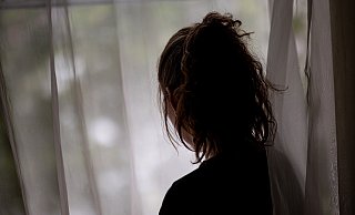 Sarah ist crackabhängig, seitdem sie 14 ist. Die Hilfe, die sie braucht, eine Suchttherapie, erhält sie nicht. - Symbolfoto: Fabian Sommer/dpa