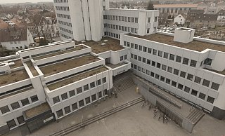 Das Rathaus in Rheda-Wiedenbrück: Hier werden die Karten im Herbst neu gemischt. - Jens Reddeker / Archiv