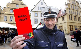 Bernd Kukat sagt: "Tschüss, Altstadt". Nun ist er nach Stieghorst gewechselt. - Christian Weische / Fotomontage: Jens Reichenbach