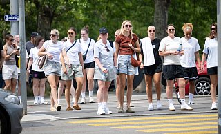 Tour durch Zürich und die Schweiz: Englands Fußballerinnen haben einen Titel zu verteidigen. - Sebastian Christoph Gollnow/dpa