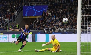 Torhüter Alexander Schlager bangt nach einer Meniskus-OP um die EM-Teilnahme. - Jonathan Moscrop/CSM via ZUMA Press Wire/dpa