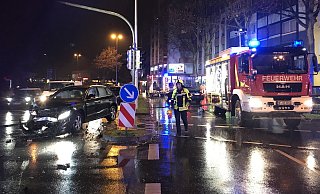 Ein Fahrer wurde eingeklemmt. - Frank-Michael Kiel-Steinkamp