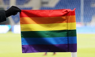 Die Nationalmannschaften aus England und Deutschland wllen ein Zeichen für Toleranz setzen.  - picture alliance / Ralf Poller/Avanti