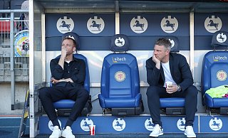 Sportchef Benjamin Weber und Trainer Lukas Kwasniok hat die Hoffnung auf den SCP-Aufstieg in die Bundesliga noch nicht aufgegeben. Die vergangenen drei Ergebnisse allerdings fielen ernüchternd aus. - picture alliance / Foto Huebner