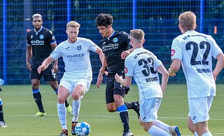 Der SC Wiedenbrück spielte gegen den Bundesligisten Armina mutig und ging am Ende mit einem 1:1-Remis vom Platz. - Andreas Zobe