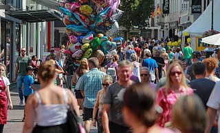 Nicht nur zu Libori, wie hier 2018, soll es in Paderborn in diesem Jahr wieder einen verkauffsoffenen Sonntag geben. - Andreas Zobe