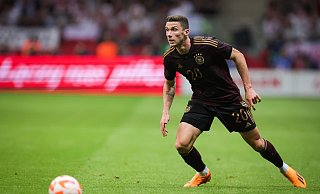 Der VfL Wolfsburg ist an einer Verpflichtung von Linksverteidiger Robin Gosens interessiert. - Christian Charisius/dpa