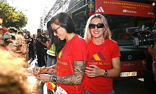 Die Anhörung von Weltmeisterin Jennifer Hermoso (l) wurde verschoben. - Francisco Guerra/EUROPA PRESS/dpa