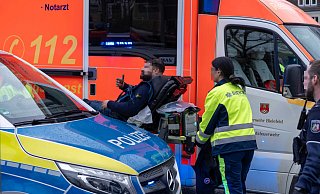 Bei den Schüssen vor dem Bielefelder Landgericht wurden insgesamt vier Personen verletzt. War es ein Racheakt? - Christian Mathiesen