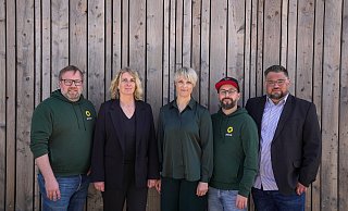 Treten für die Grünen bei der Kommunalwahl am 14. September an: Markus König (v. l.), Katja Pohl, Sandra Brüggemann, Nils Beinke-Schulte, Benjamin Rauer. - Klaus Frensing Treten für die Grünen bei der Kommunalwahl am 14. September an: Markus König (v. l.), Katja Pohl, Sandra Brüggemann, Nils Beinke-Schulte, Benjamin Rauer. - Klaus Frensing