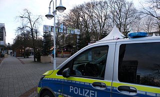 Der Weihnachtsmarkt in Bad Oeynhausen bekommt kurz vor Schluss noch zusätzliche mobile Sperren. - Ulf Hanke