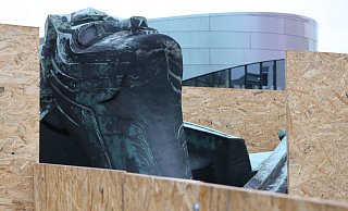 Das am Gierstor in Paderborn abgebaute Rikus-Kreuz sorgt wieder für Diskussionen. - Archivfoto: Holger Kosbab