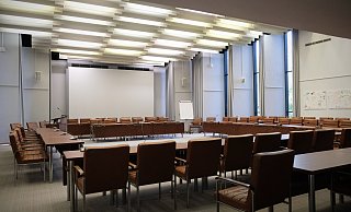 Im Löhner Ratssaal wird es künftig deutlich enger. - Felix Eisele